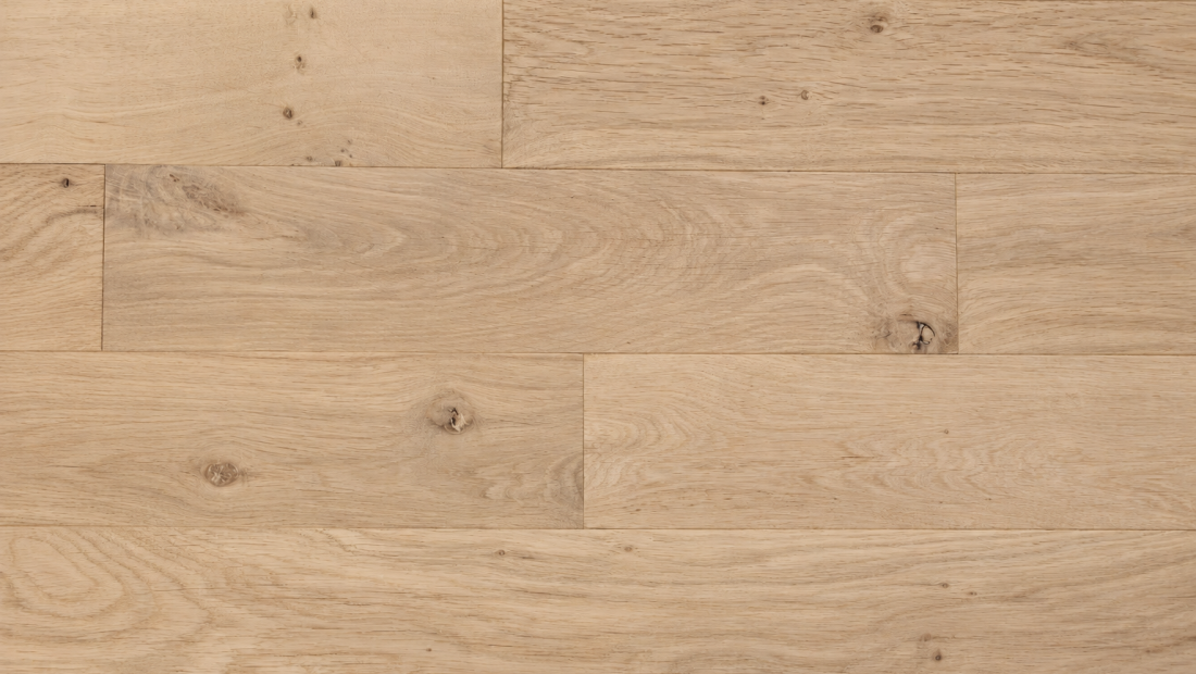 Vesoul • parquet contrecollé chêne verni satiné déclassé 130x14x1092
