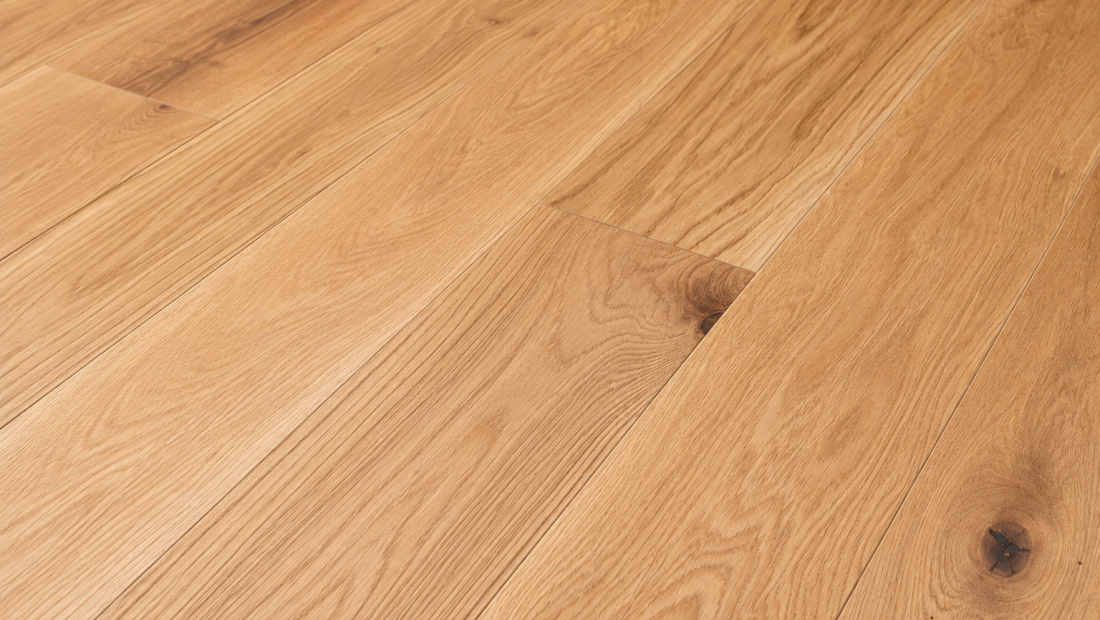 Parquet Contrecollé chêne 1 frise déclassé naturel vernis mat 155x14x1100